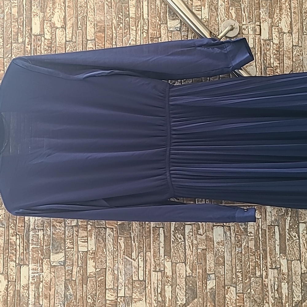 Chic Long Sleeve Navy Dress - Picture 11 of 12